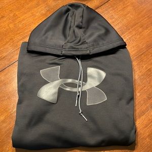 Men’s Under Armour hoodie size Medium
